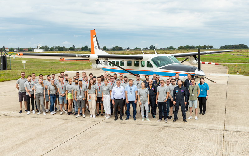 DLR_Uni_Summer_School 2023 bringt Studierende aus ganz Deutschland in die Luft