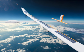 Unbemanntes hochfliegendes Solarflugzeug: HAP-alpha besteht wichtige Bodentests
